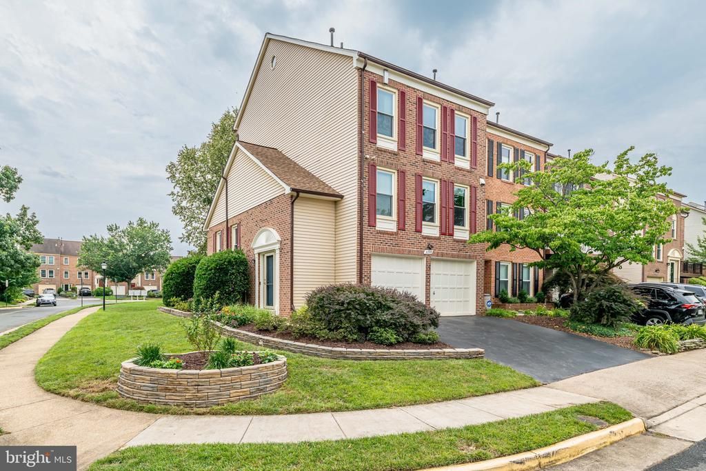6545 River Tweed Lane , Alexandria, VA 22312 Main Photo