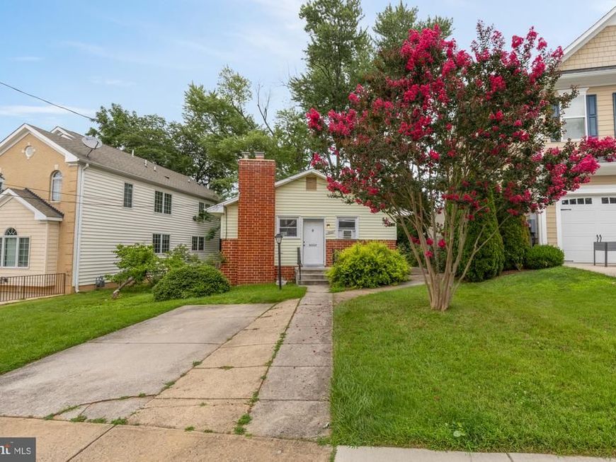 10107 Dickens Avenue , Bethesda, MD 20814 Main Photo