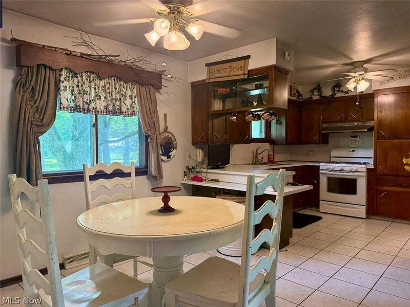 2597 Seifert Lewis Road, Hubbard, OH 44425 Photo 8