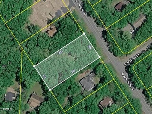 406 Maple Ridge Drive , Hawley, PA 18428