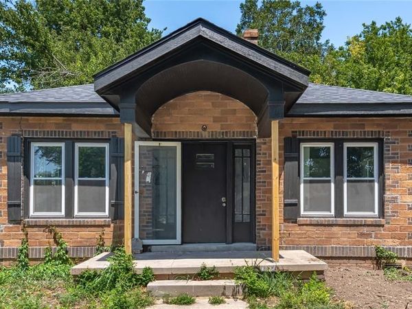 707 W Grand, Ponca City, OK 74601
