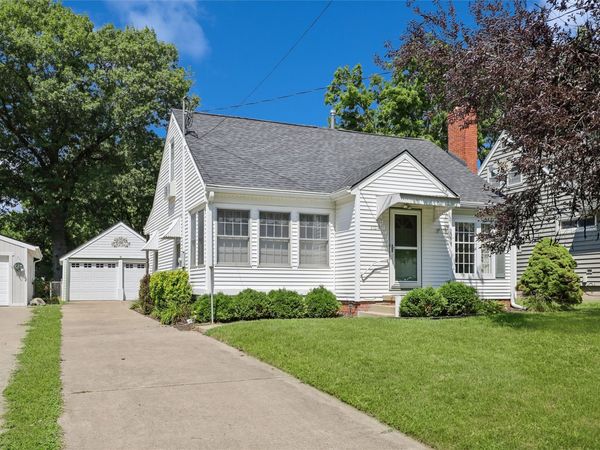 1104 57th Street, Des Moines, IA 50311