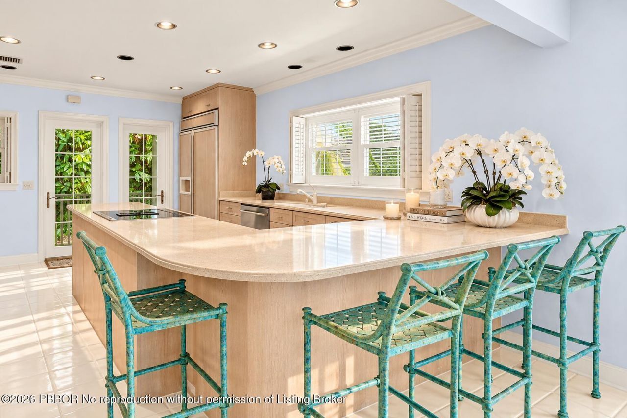 1421 N Lake Way, Palm Beach, FL 33480 Photo