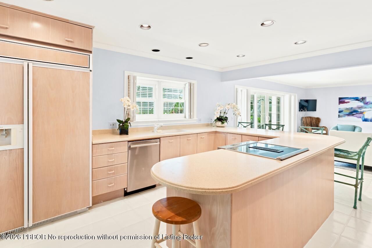 1421 N Lake Way, Palm Beach, FL 33480 Photo