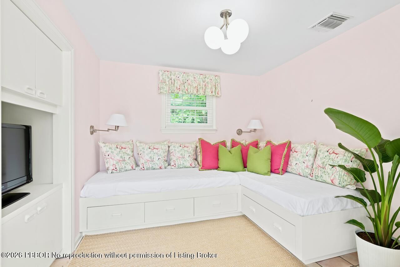 1421 N Lake Way, Palm Beach, FL 33480 Photo