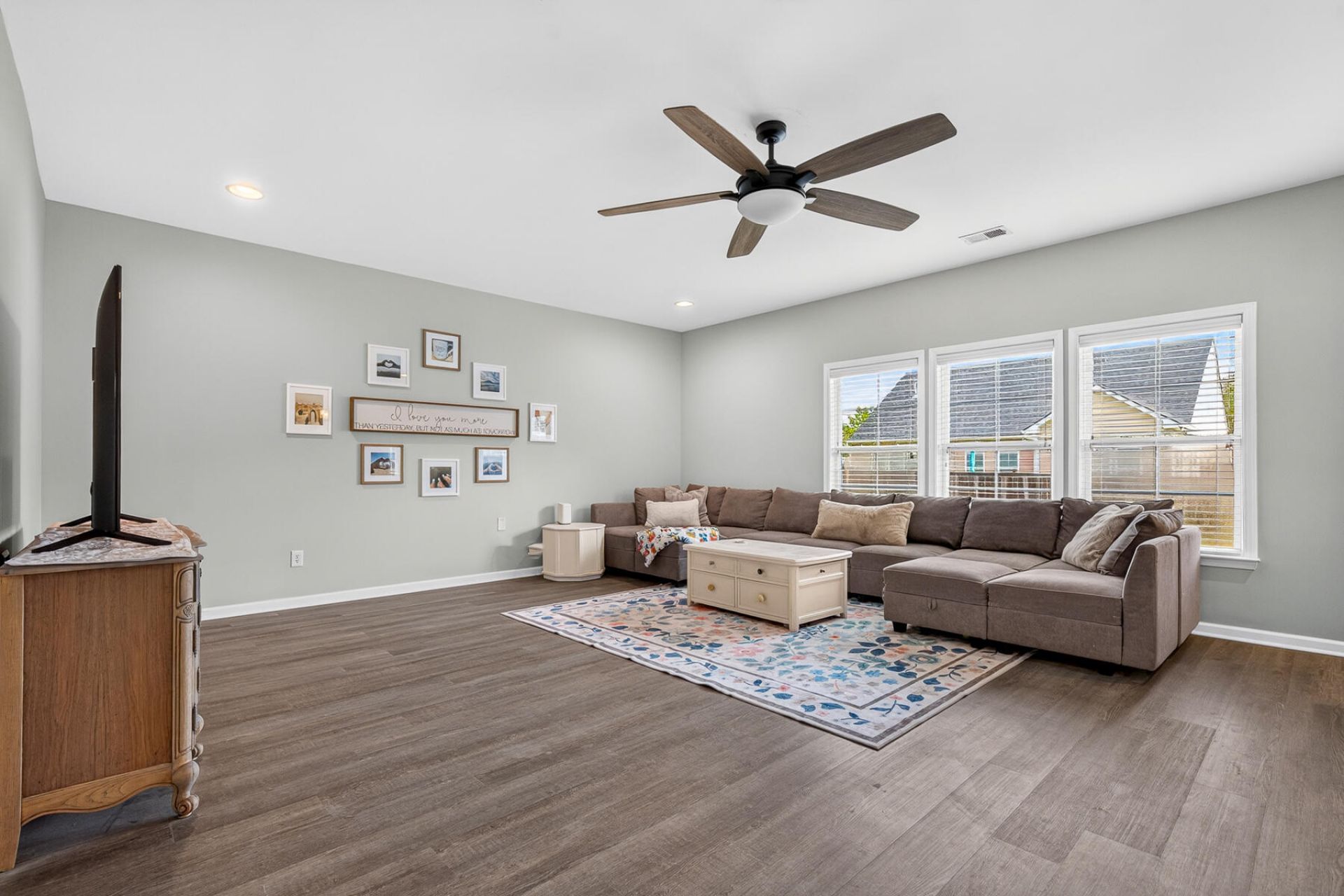 8007 Seastar Lane Photo 28