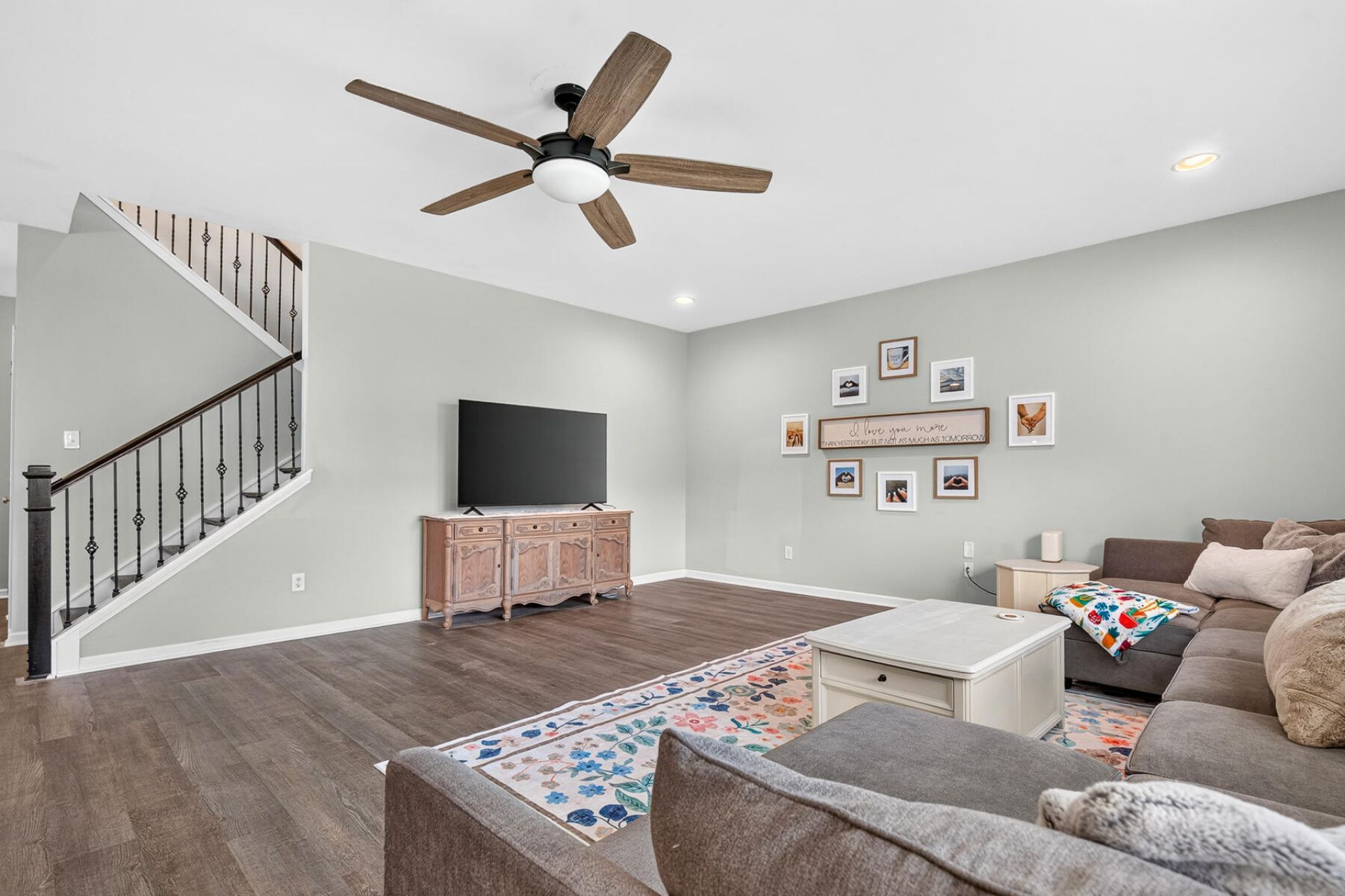 8007 Seastar Lane Photo 29
