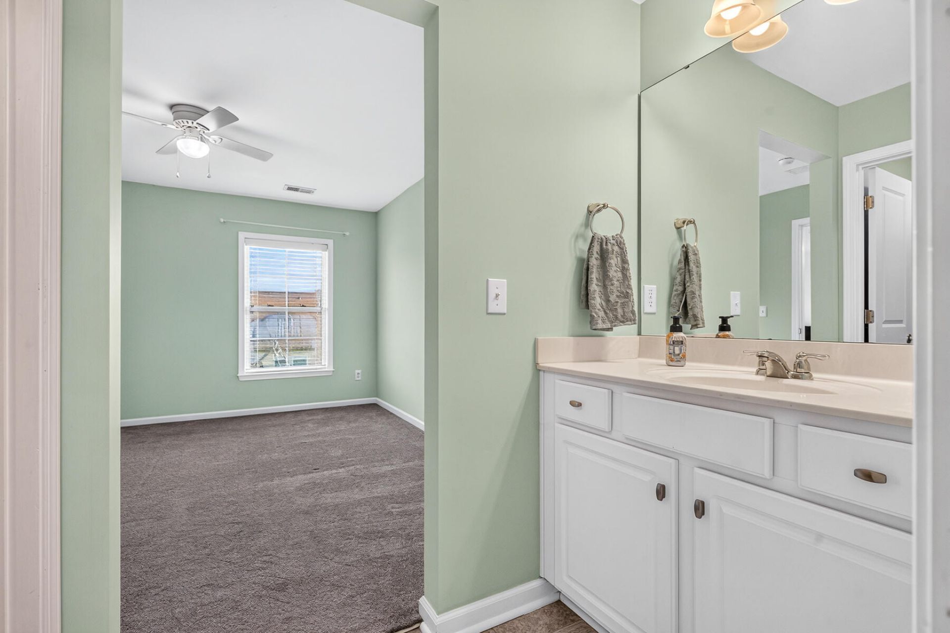 8007 Seastar Lane Photo 49