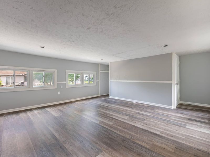 620 E Cecil Street , Springfield, OH 45503 Photo 13