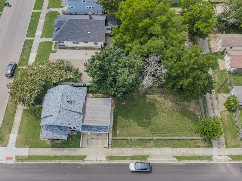 620 E Cecil Street , Springfield, OH 45503 Photo 4