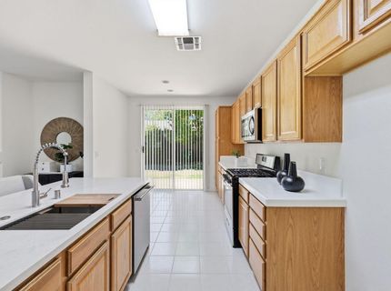 2335 New Eureka Way, Rancho Cordova, CA 95670 Photo