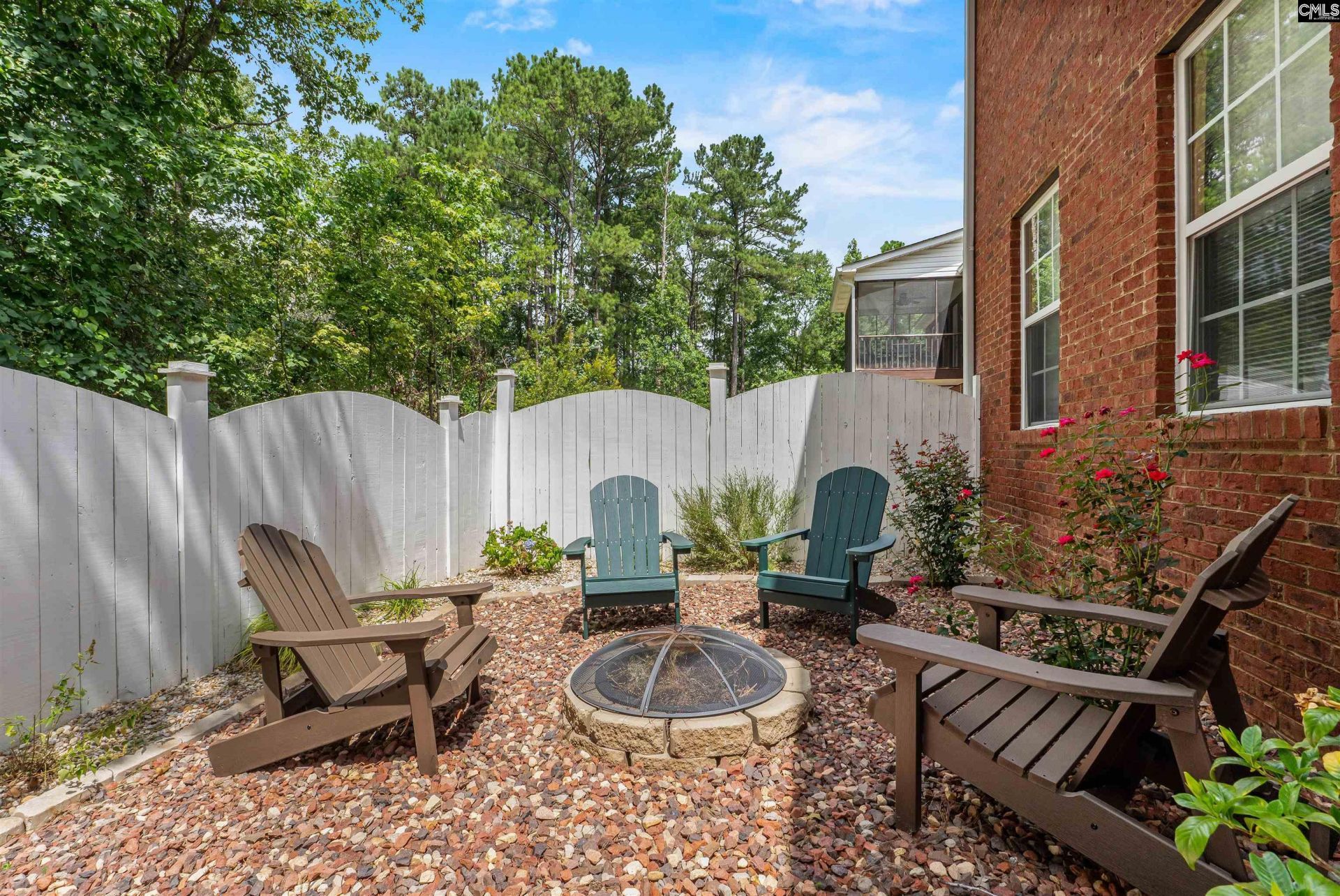 13 Crockett Drive Photo 6