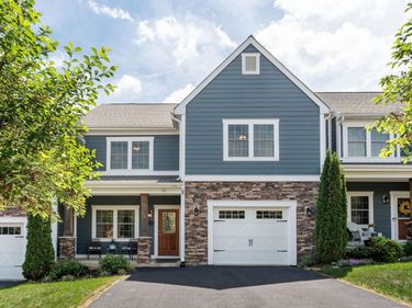 22 SPRING VIEW DR, STAUNTON, VA 24401