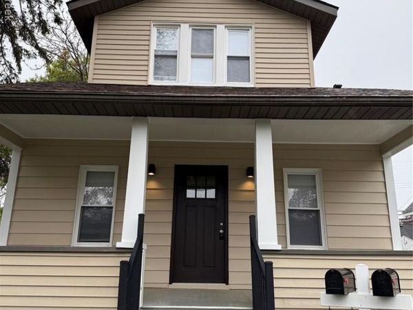 410 E Twelve mile Road , Royal Oak, MI 48073