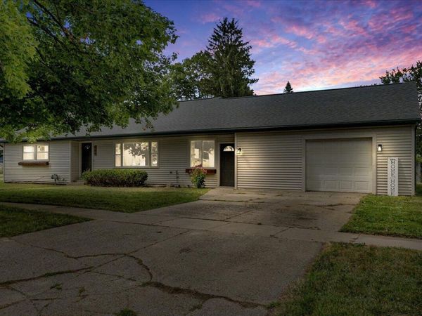 309 W South Street, Hastings, MI 49058