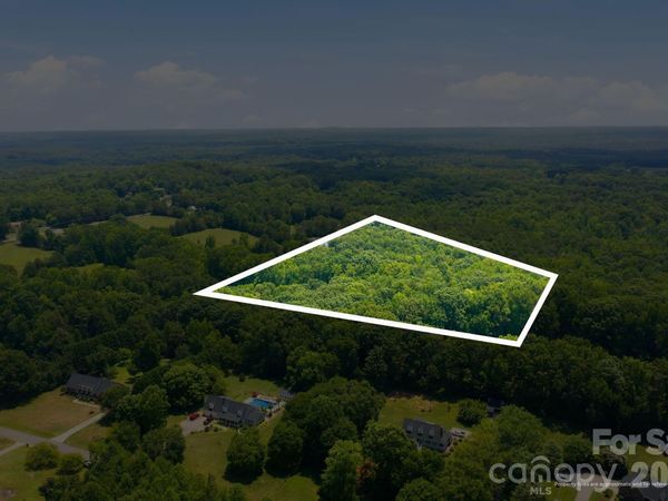 000 Freedom Mill Road , Gastonia, NC 28052