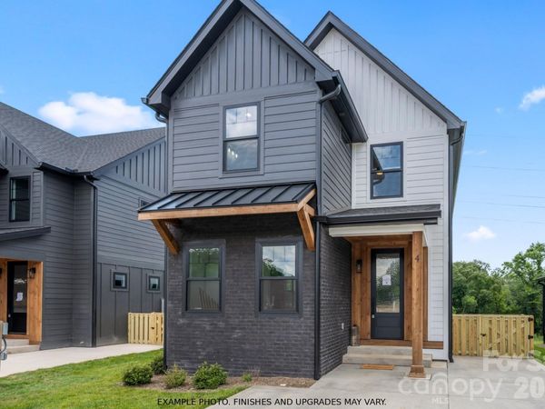 93 Martha Avenue, Unit 10, Hendersonville, NC 28792
