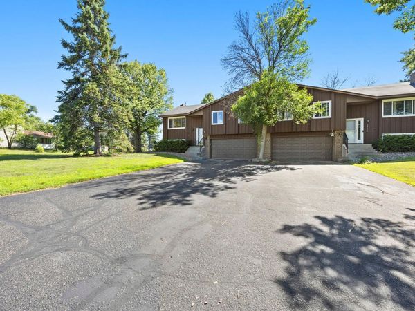 10172 Utah Avenue S, Bloomington, MN 55438