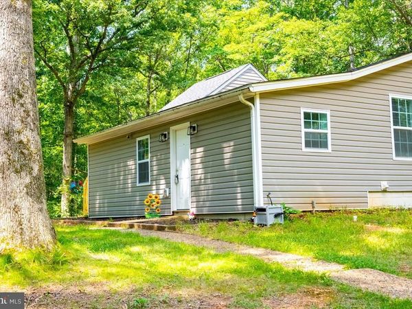 12350 ROSELAWN LANE, MIDLAND, VA 22728