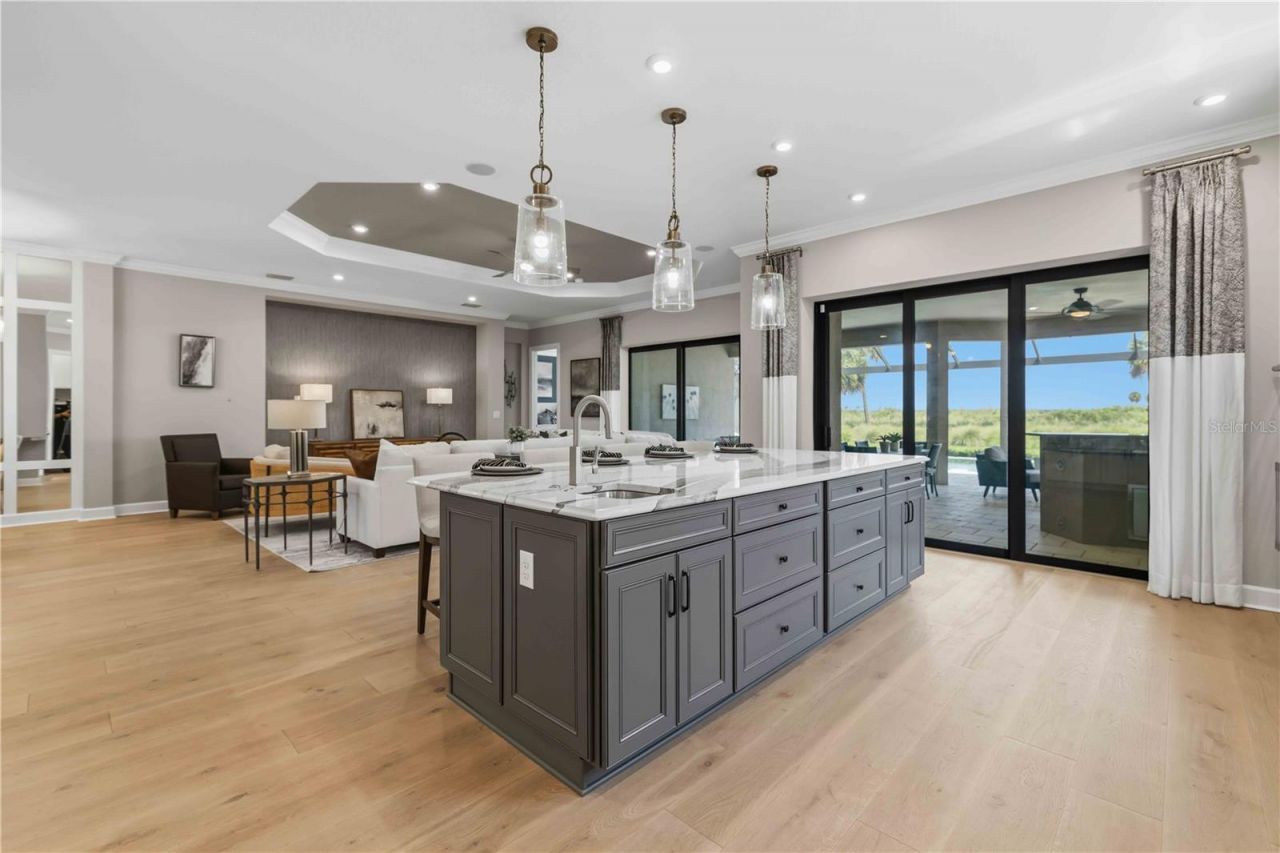 7704 Moonbeam Avenue, Sarasota, FL 34241 Photo