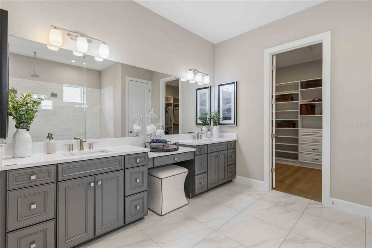 7704 Moonbeam Avenue, Sarasota, FL 34241 Photo
