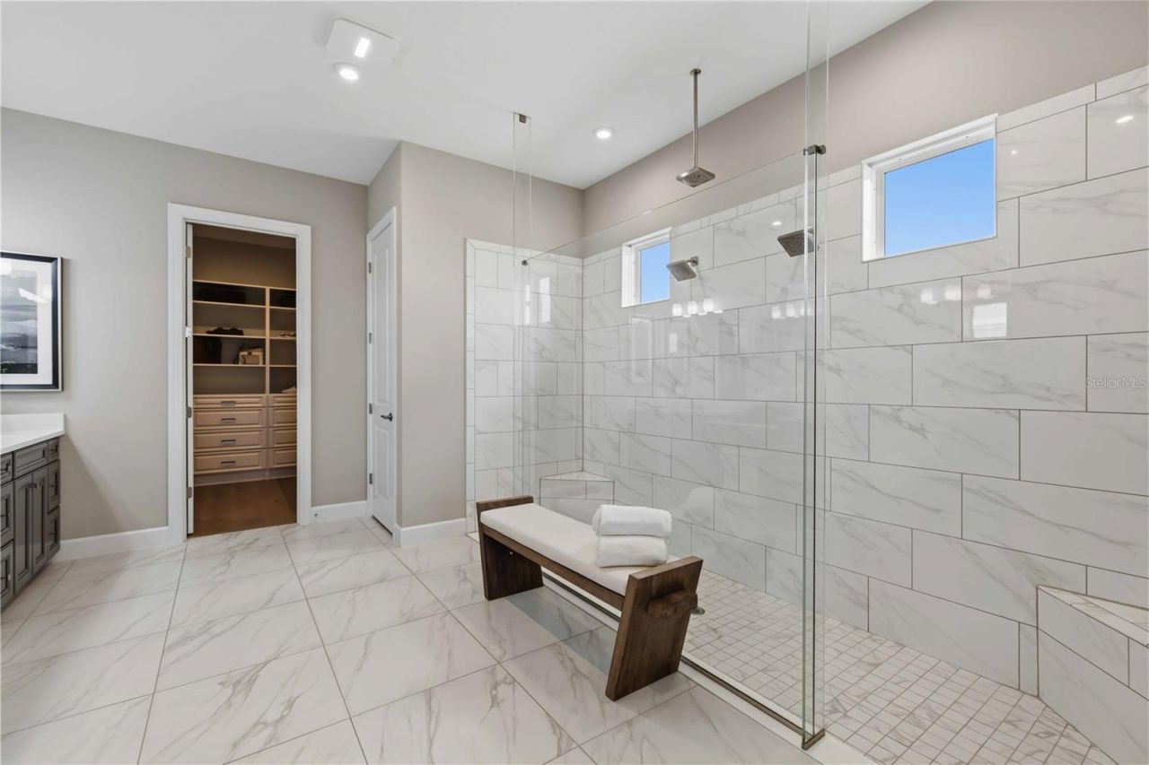 7704 Moonbeam Avenue, Sarasota, FL 34241 Photo