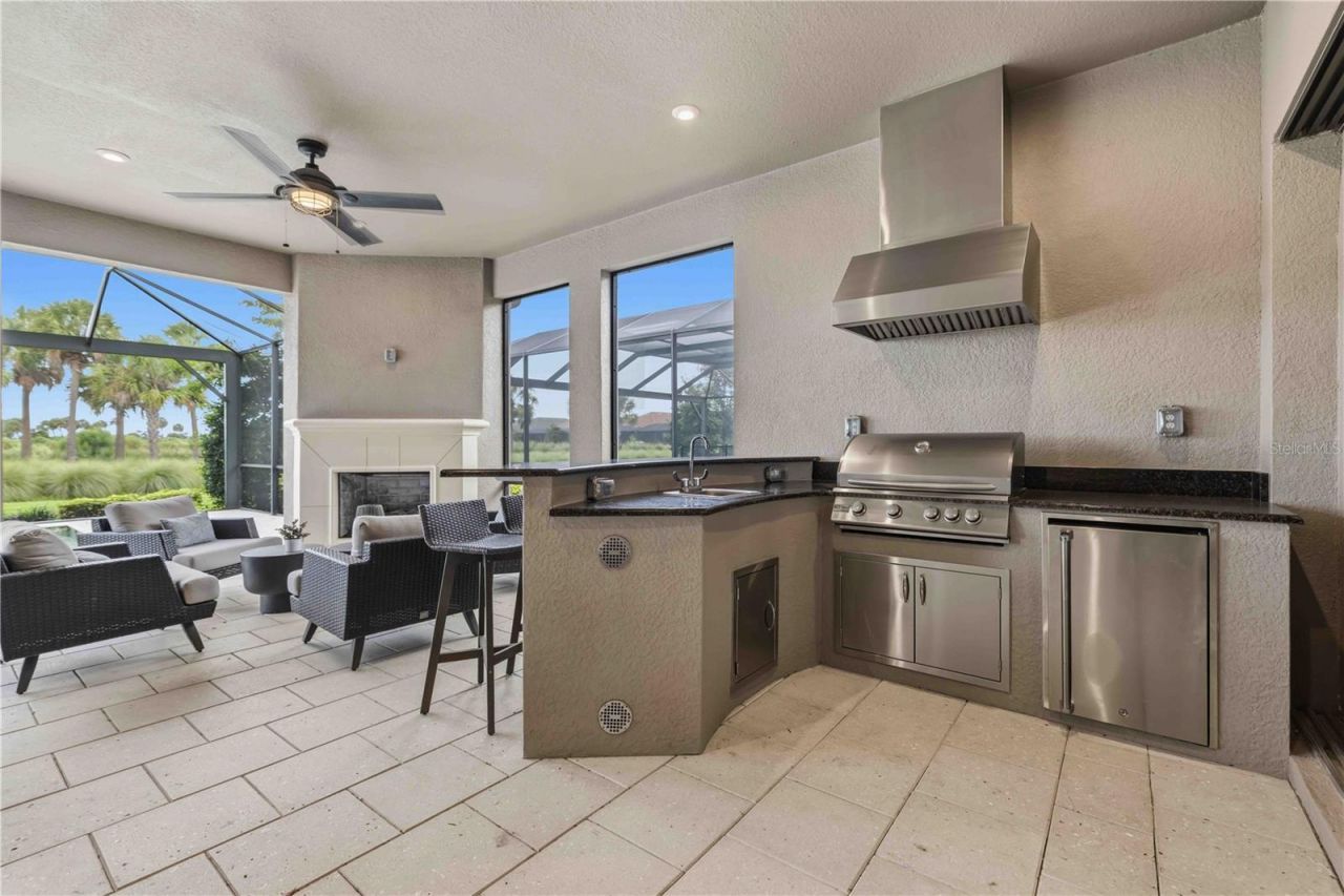 7704 Moonbeam Avenue, Sarasota, FL 34241 Photo