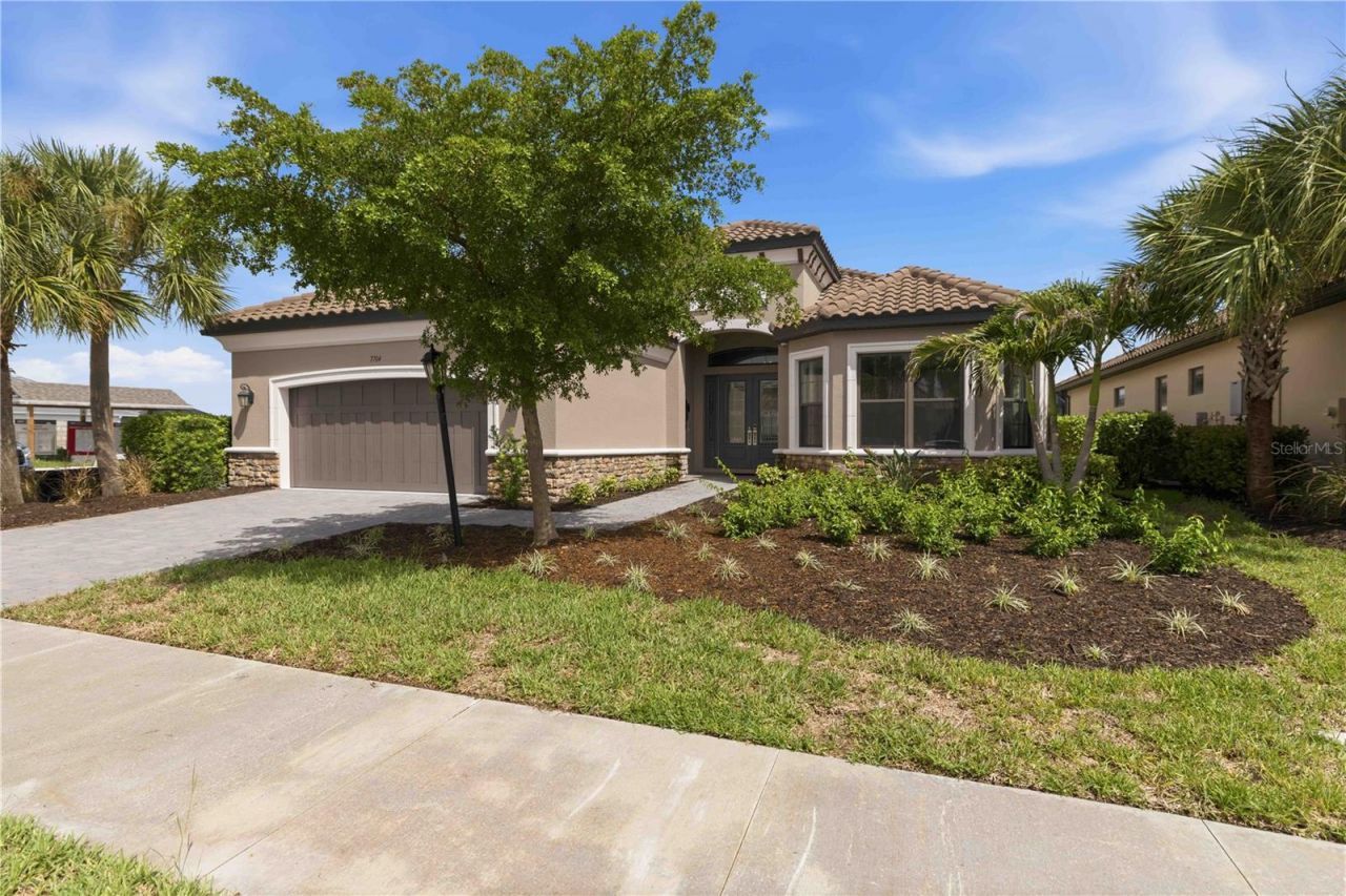 7704 Moonbeam Avenue, Sarasota, FL 34241 Photo