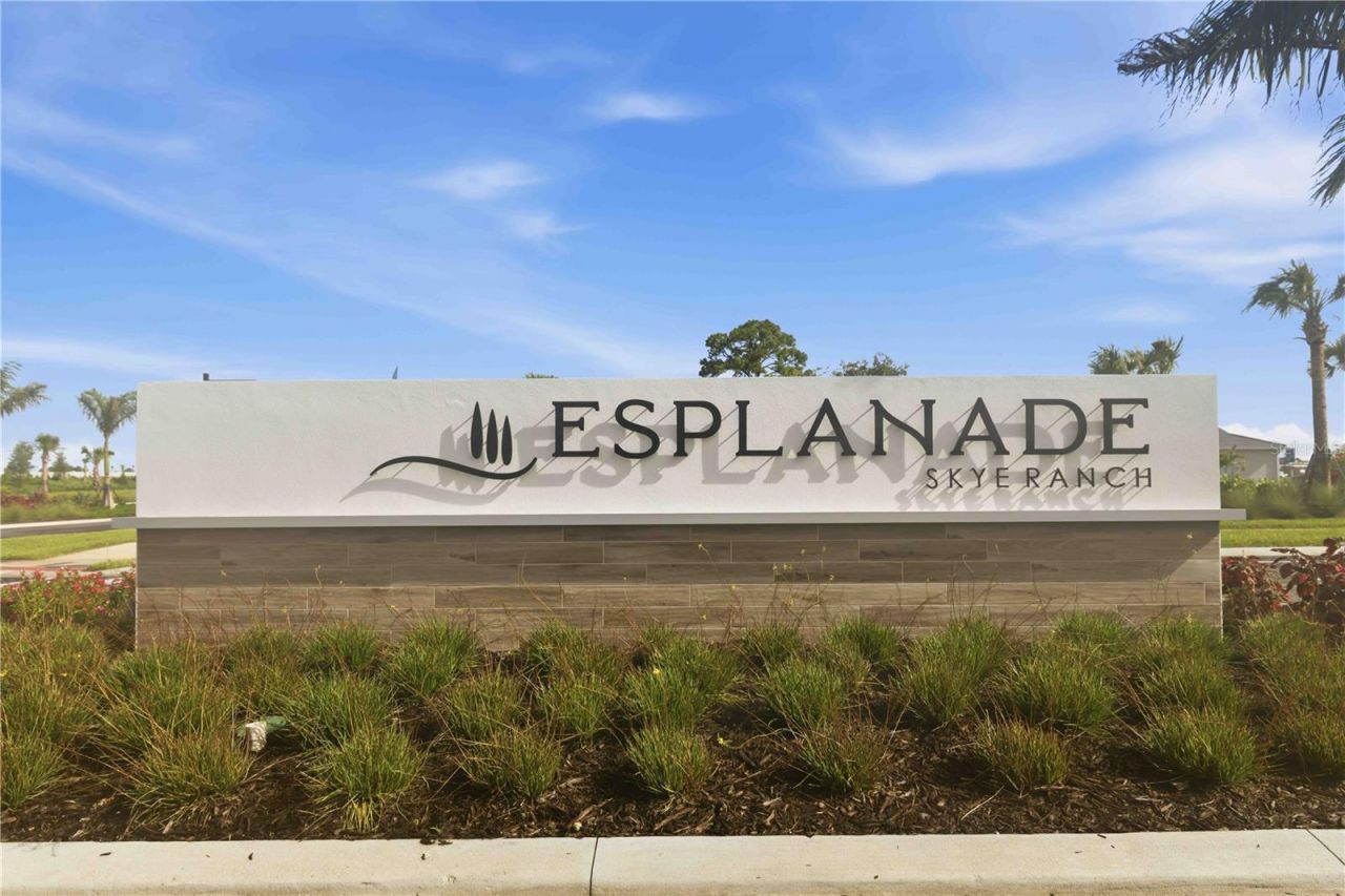 7704 Moonbeam Avenue, Sarasota, FL 34241 Photo