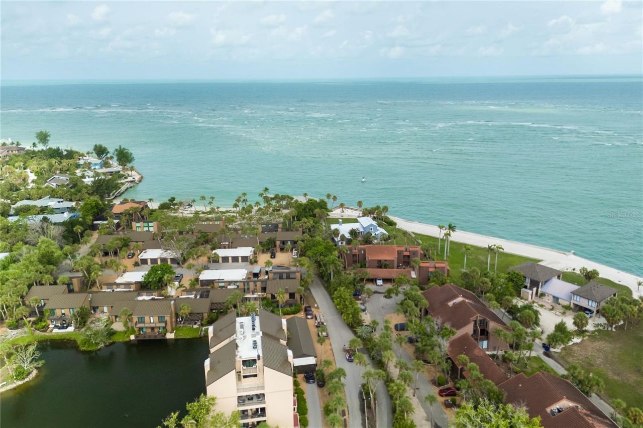 220 Pass Key Road, Unit 220, Sarasota, FL 34242 Photo