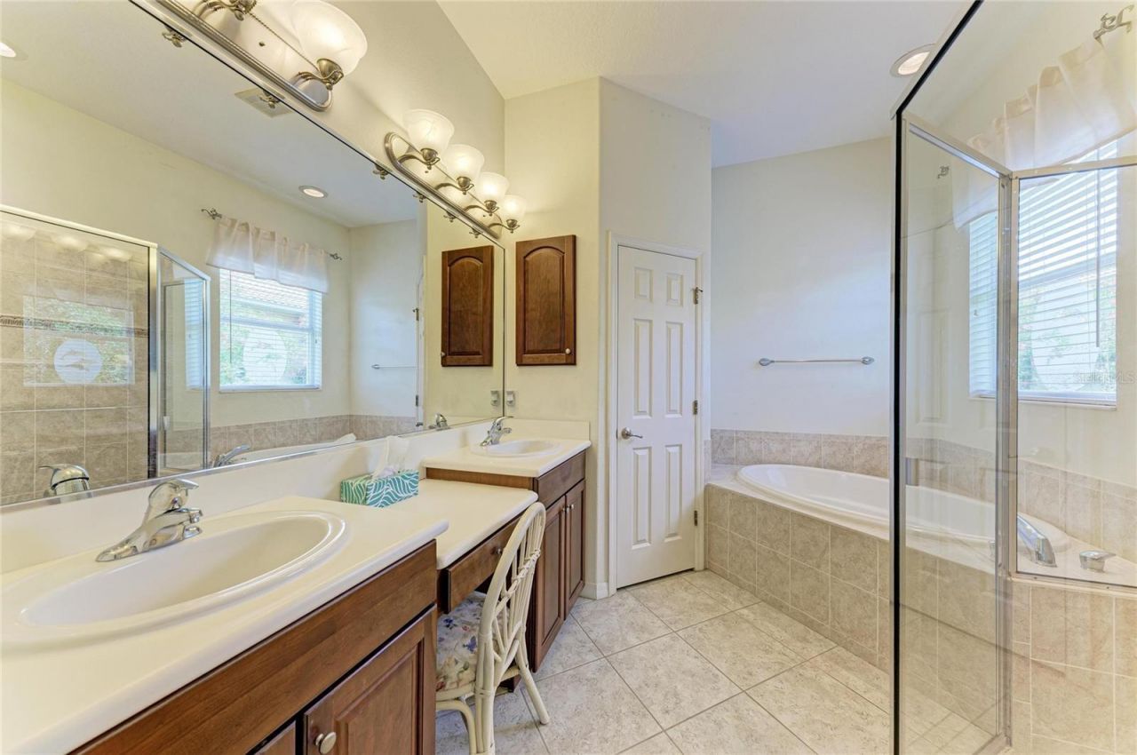 6841 74th Street Circle E, Bradenton, FL 34203 Photo