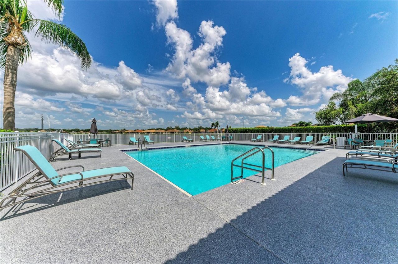 6841 74th Street Circle E, Bradenton, FL 34203 Photo