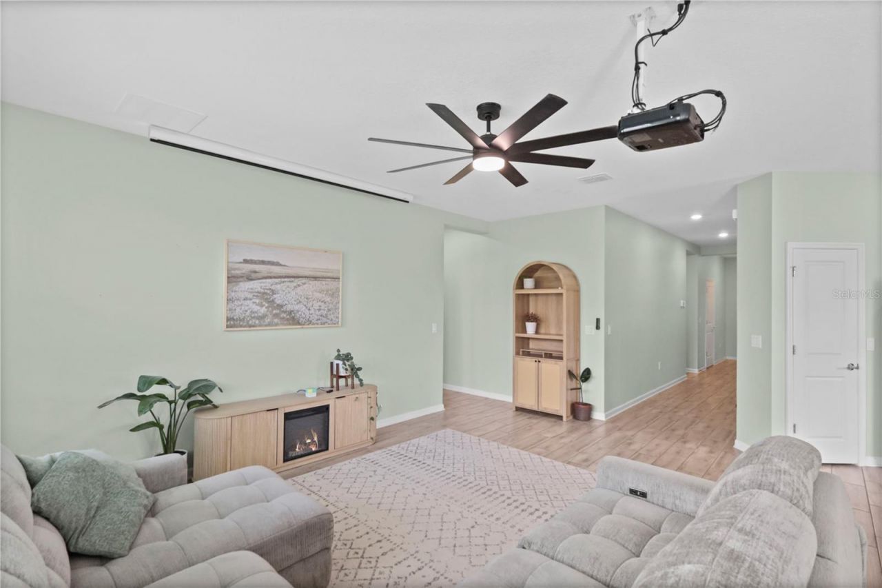 33571 Sky Blossom Circle, Leesburg, FL 34788 Photo