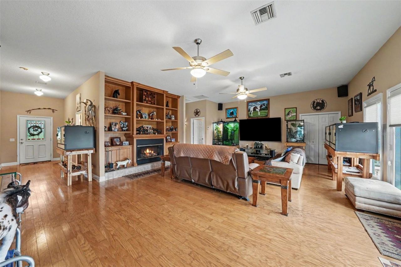 36304 Tomkow Lane, Dade City, FL 33523 Photo