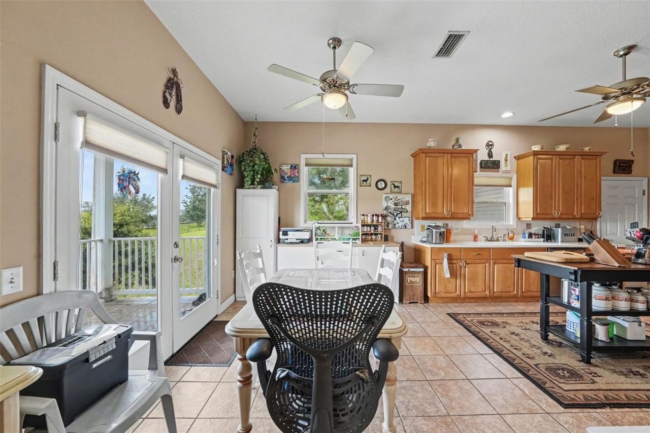 36304 Tomkow Lane, Dade City, FL 33523 Photo