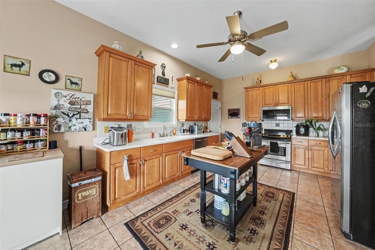 36304 Tomkow Lane, Dade City, FL 33523 Photo