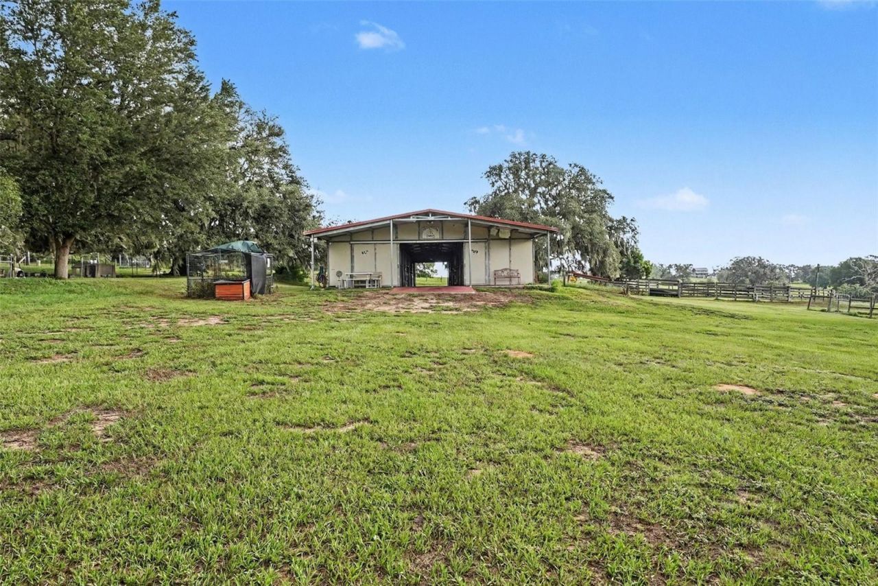 36304 Tomkow Lane, Dade City, FL 33523 Photo