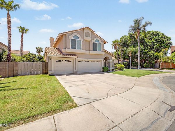 1201 E SEAHORSE Lane, Gilbert, AZ 85234
