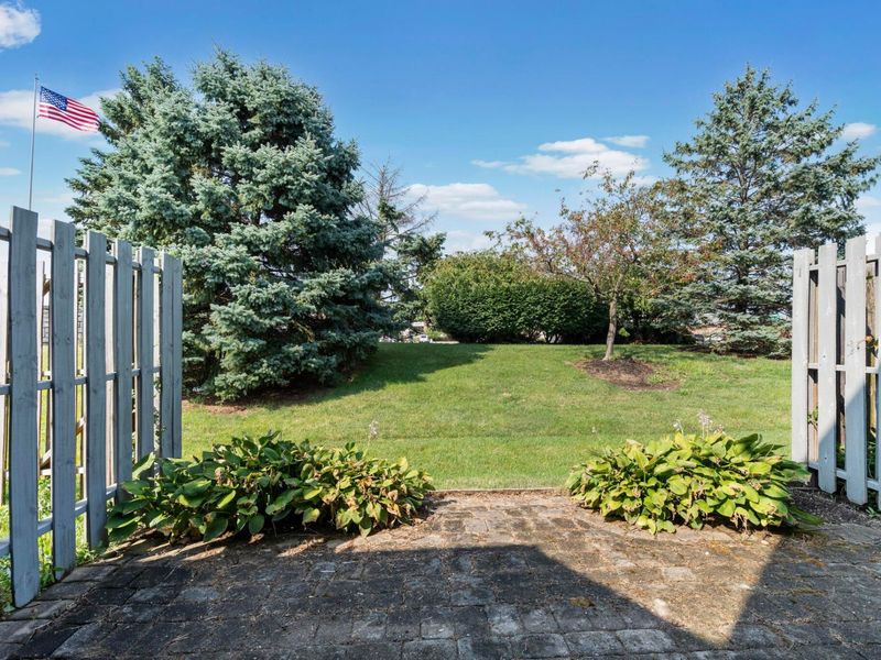 702 Parkgrove Way , Lewis Center, OH 43035 Photo 24