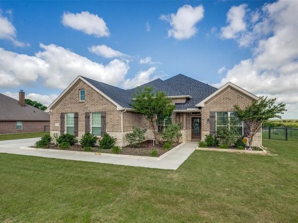7421 Autumn Grove Lane, Ponder, TX 76259