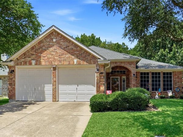 3127 Watercress Circle, Arlington, TX 76012