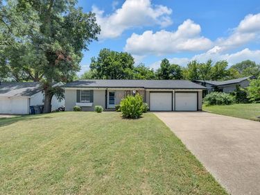 6315 Harmony Lane, Dallas, TX 75241