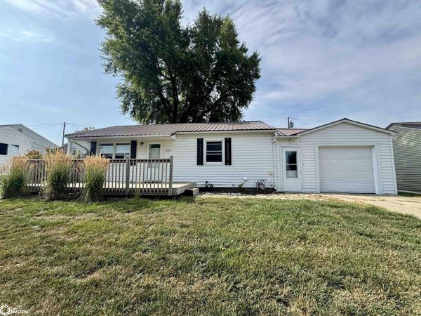 205 Oak Street, Audubon, IA 50025