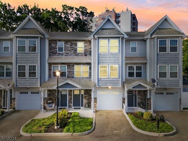 322 Mcguire Pl, Perth Amboy, NJ 08861