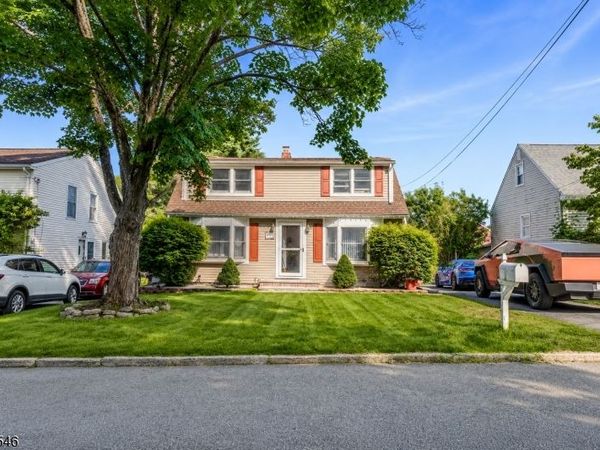 21 Chester Ave, Rockaway, NJ 07866