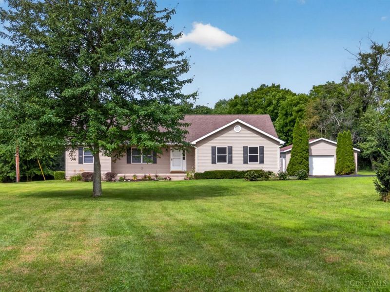 9989 Wolfe Road, New Vienna, OH 45159 Photo 3