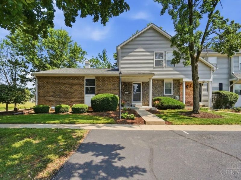 6444 Amber Court, Mason, OH 45040 Photo 2