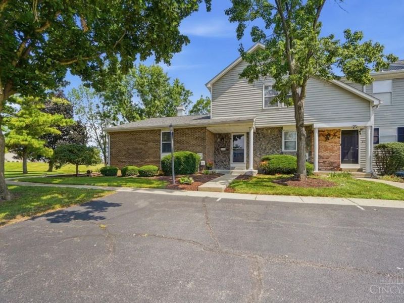 6444 Amber Court, Mason, OH 45040 Photo 3