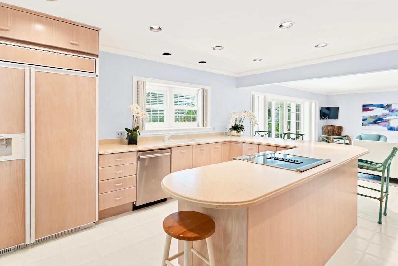1421 N Lake Way, Palm Beach, FL 33480 Photo