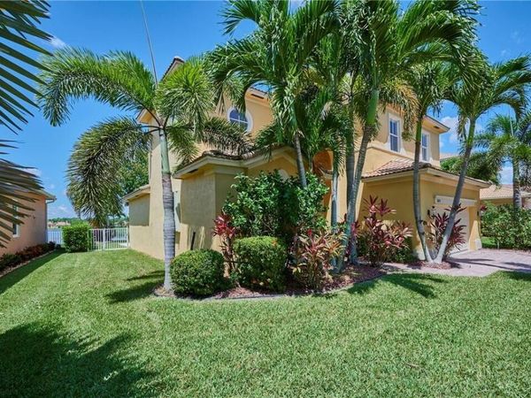 6024 SANTA MARGARITO Drive, Fort Pierce, FL 34951